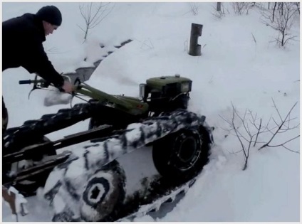 Снігоходи з Уралу - про мото - все про сучасні скутерах, мопедах, мотоциклах