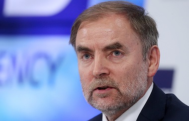 Tanács a Magyar Köztársaság Elnöke a stratégiai fejlesztés és a kiemelt projektek (stratégiai) Tanács a Magyar Köztársaság Elnöke a stratégiai fejlesztés és a kiemelt projektek