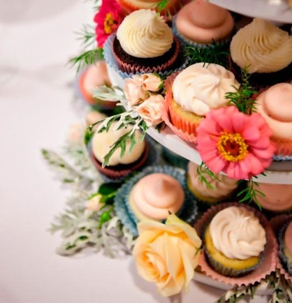 Édességek divatos alternatívája esküvői torta