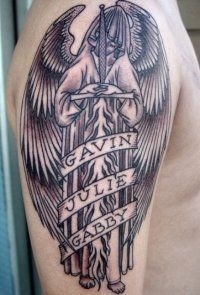 Angel tetoválás vagyis a szimbolizmus, a lehetőségek a fotó
