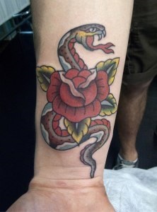 Snake tattoo (értelmét, fotók, vázlatok), tattoofotos