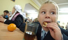 A gyerekek ombudsmani hivatal ellenőrzi a minőségi élelmiszer az iskolákban