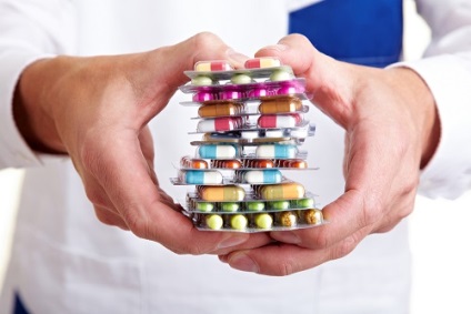 Antibiotikumok a gyomorhurut bármilyen módon és bármilyen használata