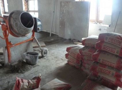 Beton esztrich padló kezük (saját) Beton esztrich padló kezük