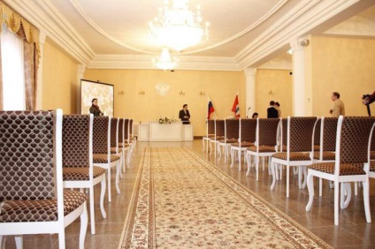 Központi nyilvántartó hivatal Omszk legmegfelelőbb esküvői