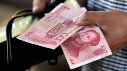 Mit kell hozni yuan, rubelt, dollár
