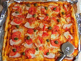 Házi pizza (vékony tészta) - szakácskönyv receptek lépésről lépésre fotók