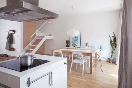 Duplex apartman érmén egy fotó a belső (beltéri) Duplex apartman belsőépítészeti fotó