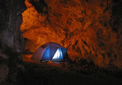 A fő barlang