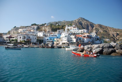 Ischia - ingyenes útmutató az utazók (találatot a fiatalság forrása) Ischia - ingyenes útmutató az utazók számára