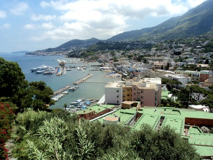 Ischia - ingyenes útmutató utazunk (Ischia) Ischia - ingyenes útmutató az utazók számára