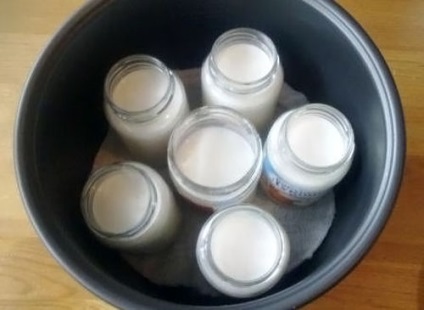 Joghurt multivarka Redmond