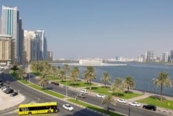 Mi a tenger Sharjah, Sharjah, Egyesült Arab Emírségek szól az emirátus, vélemények, fotók