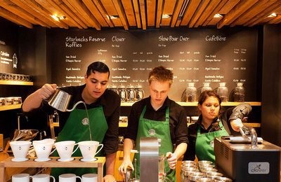 Hogyan kell megnyitni egy kávézóban Starbucks franchise-