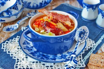 Főzni sertés shulyum különböző receptek ízletes levesek