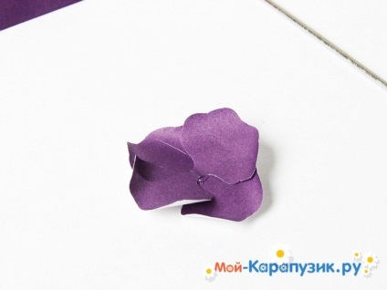 Hogyan készítsünk egy lila papír saját kezűleg