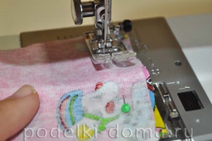 Hogyan kell varrni baba pizsama nélkül mintát, egy doboz ötletek és műhelyek