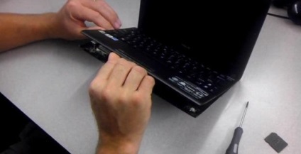 Hogyan lehet növelni a RAM a laptop ASUS (ASUS) Hogyan lehet növelni a RAM a laptop asus