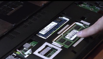 Hogyan lehet növelni a RAM a laptop asus (helyett a meglévő bar) Hogyan lehet növelni a RAM a laptop asus