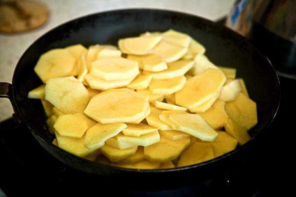 Sült burgonyával - recept a modern otthoni főzés fotókkal
