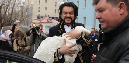 Kirkorov megkeresztelt lányát a templom Illés próféta (ROC) Kirkorov megkeresztelt lányát a templom Illés próféta