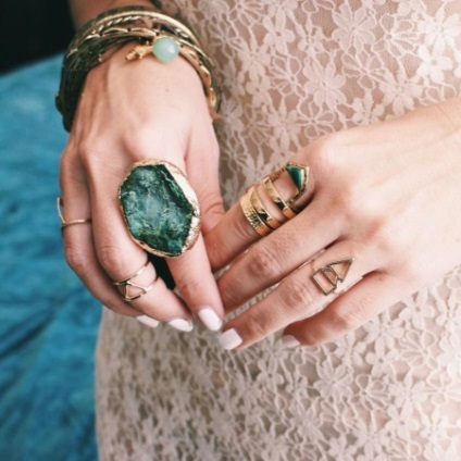 Ring (133 fotó) szép ékszereket, a legújabb divat trendek (szexuális orientáció) Ring (133 fotó) szép ékszereket, a legújabb divat trendek