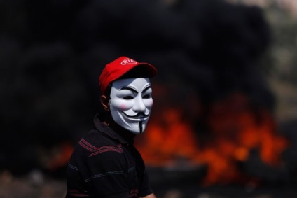 Anonymous maszk - a forrása a jó humor (amely) Anonymous maszk - a forrása a jó hangulat