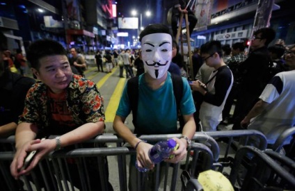 Anonymous maszk - a forrása a jó hangulat (Anonymous) Anonymous maszk - a forrása a jó hangulat