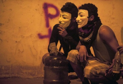 Anonymous maszk - a forrása a jó hangulat