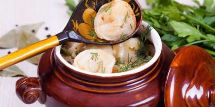 Gombóc a pot - ízletes receptek ravioli szósz vagy leves a sütőben
