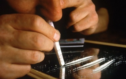 A túladagolás a kokain-túladagolás tünetek, mint ütköző segítségével a hatóanyag