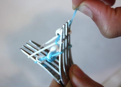 Weaving gumiszalagok karkötők kezdők a gépen és a csúzli