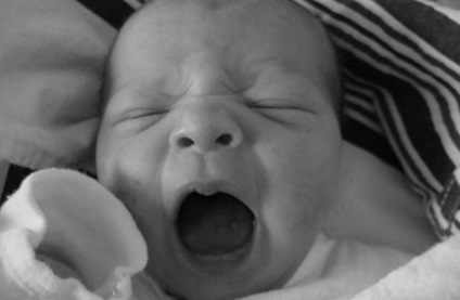 Miért 3 hónapos baba sír egy álom