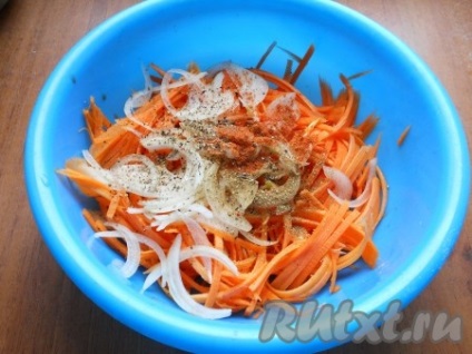 Tekercset lavash csirkével és sárgarépa - recept fotókkal (tekercs) Tekercset lavash csirkével és sárgarépa - recept fotókkal