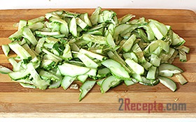 Fiatal káposzta saláta uborka - lépésről lépésre recept fotók