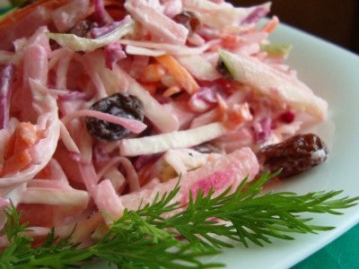 Karfiol saláta, friss uborka és a paradicsom kalória 100 g