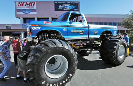Létrehozása show car bigfoot (monster truck) Létrehozása kiállítási autó bigfoot
