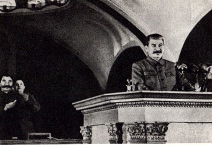 Sztálin volt zsarnok, és egy nagy látnok (Sztálin) Sztálin volt zsarnok és nagy látnok