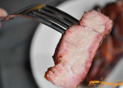 Steak a grillezőedénybe hogyan kell elkészíteni a pác a sertéshús a kemencében (steak) Steak a grillezőedénybe hogyan kell elkészíteni a pác a sertéshús a sütőben
