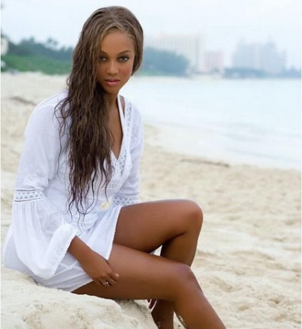 Tyra Banks ismét csúcsformában - photoshoot Photo Magasság Súly