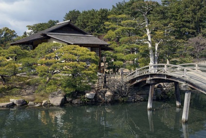 Három híres kertek Japán