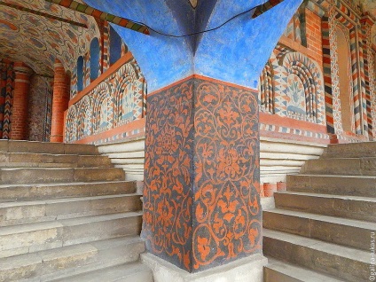 Temple Vasiliya Blazhennogo 1 (Temple) St. Vasiliya Blazhennogo 1