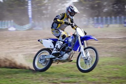 Yamaha TTR 250 sport bike enduro Japánban