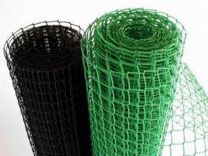 A kerítés műanyag háló kert, telepítése kerítések, műanyag háló a kezüket - fotó