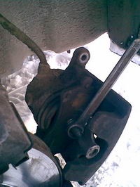 Az elülső fékbetétek Toyota Corolla oldal bajok egy autós (fék) Az elülső fékbetétek Toyota Corolla a bajok egy autós oldal
