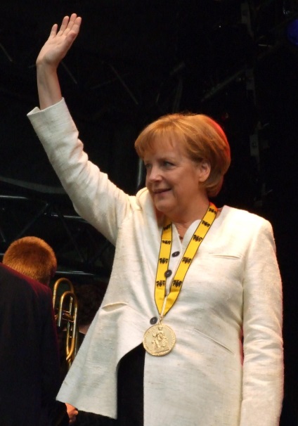 Angela Dorothea Merkel - az