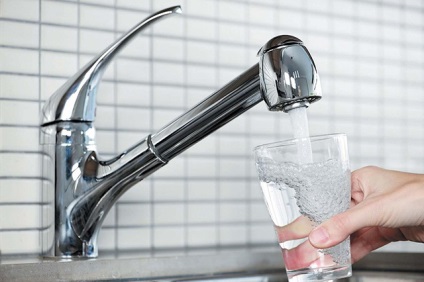 Hogyan tisztítható a víz a csapból ivóvíz otthon