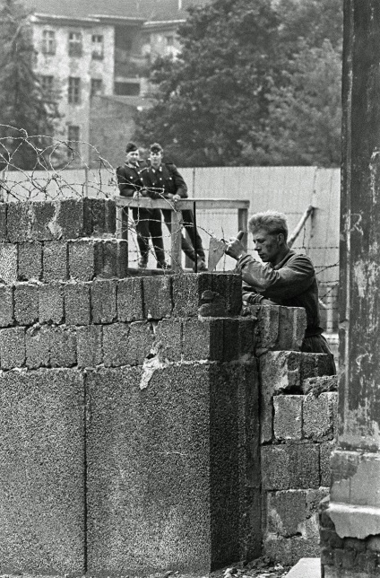 Hogyan kell építeni a berlini fal (34 fotó)