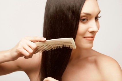Hogyan lehet növelni a haj növekedését fején otthon