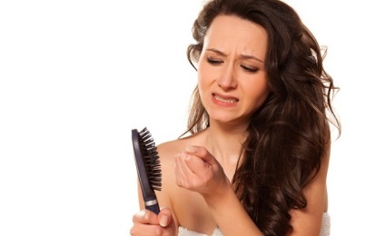 Cure for hajhullás nőknél - a legjobb gyógyszerek